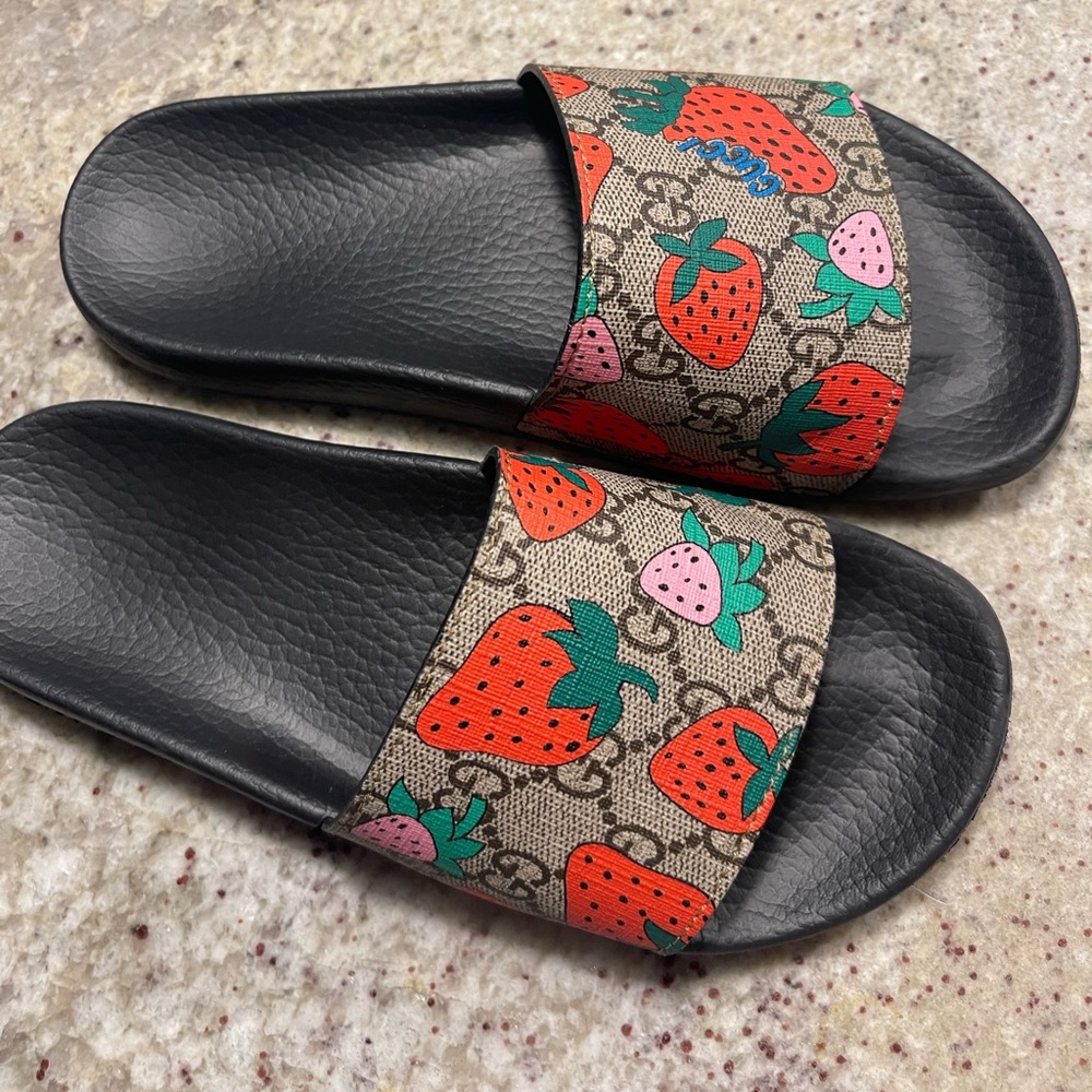 Gucci Slides